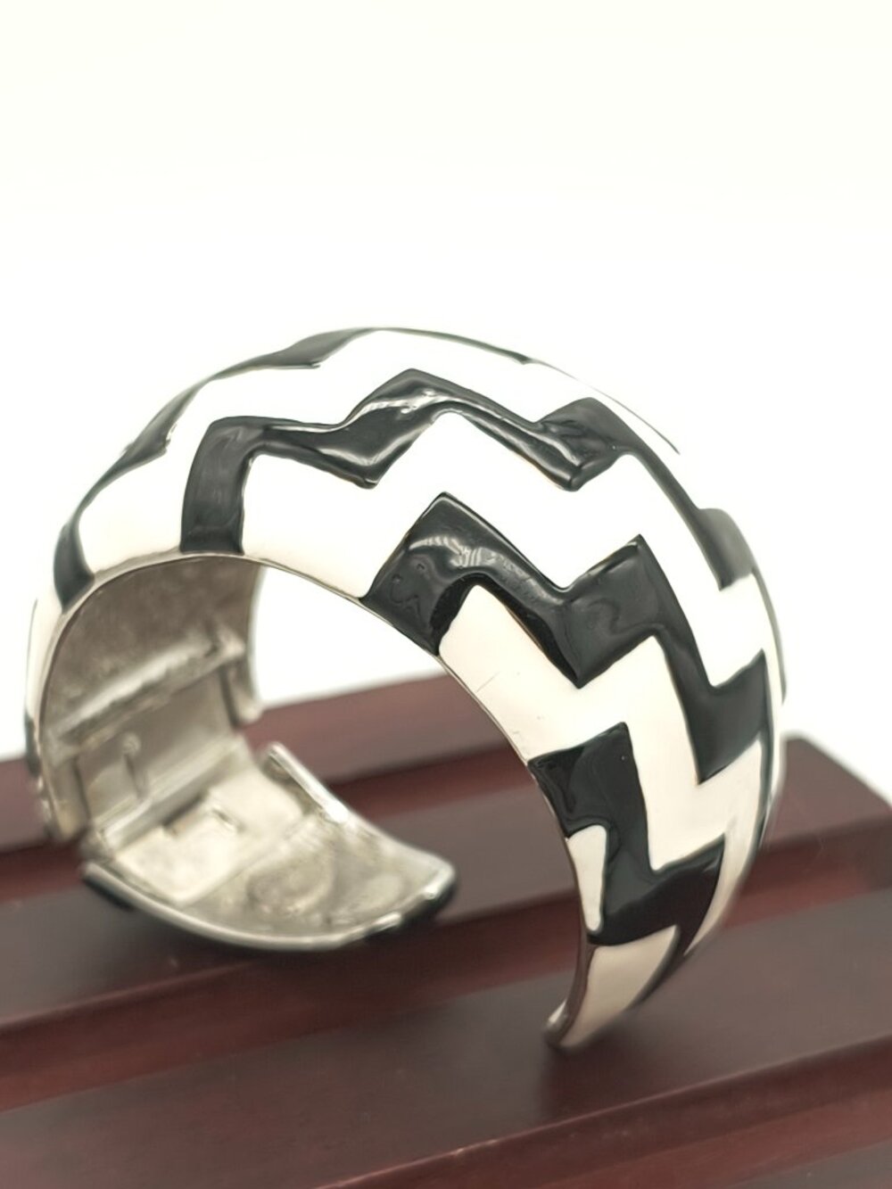 Vintage Kenneth Jay Lane Black White Enamel Chevron Clamper Bracelet Made in USA